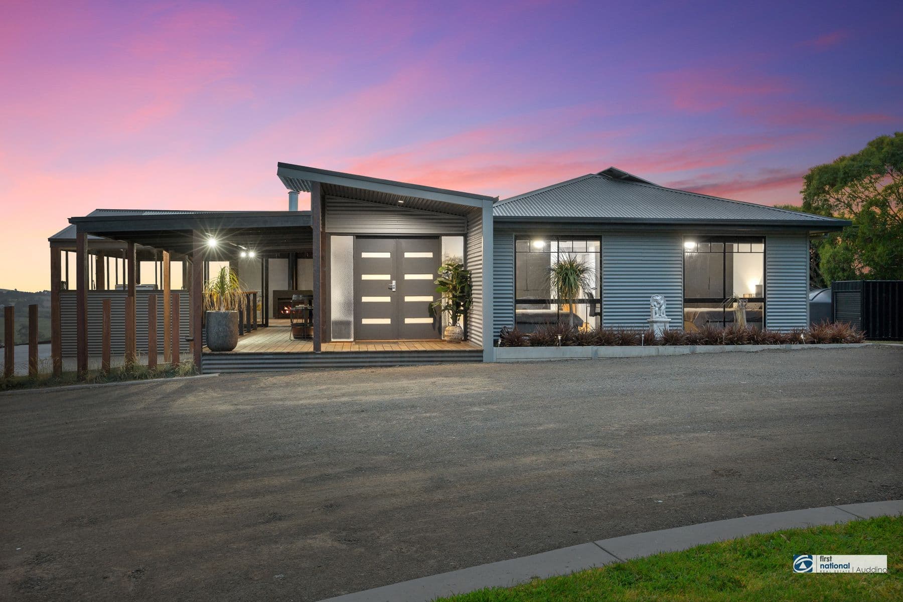8055 South Gippsland Highway, Korumburra VIC 3950, Korumburra - Image 1