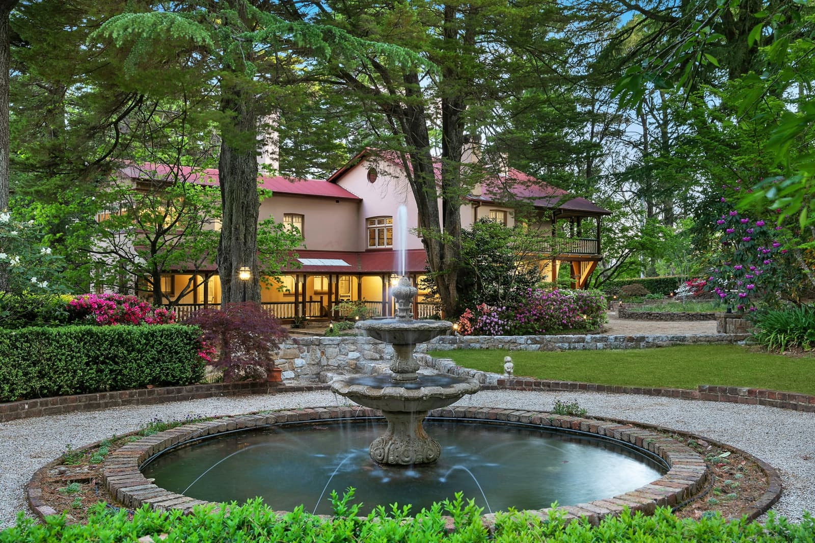 178-186 Falls Road, WENTWORTH FALLS, Wentworth Falls - Image 1