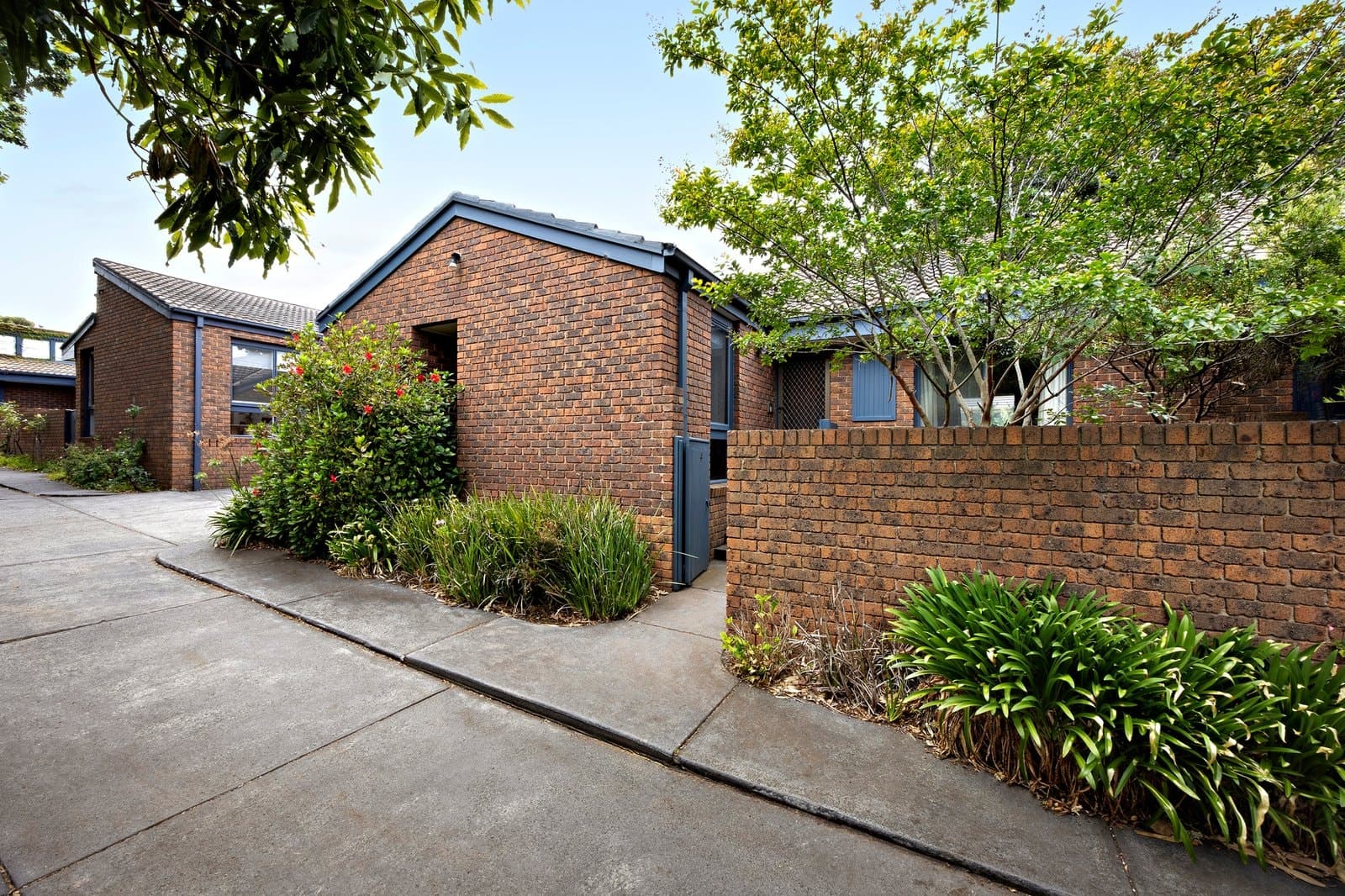 4/33 Holyrood Street, Hampton - Image 1