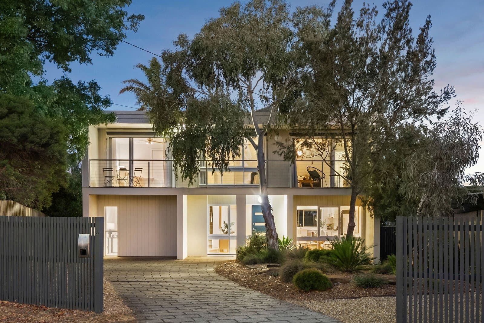 27 Benambra Street, Mornington - Image 1