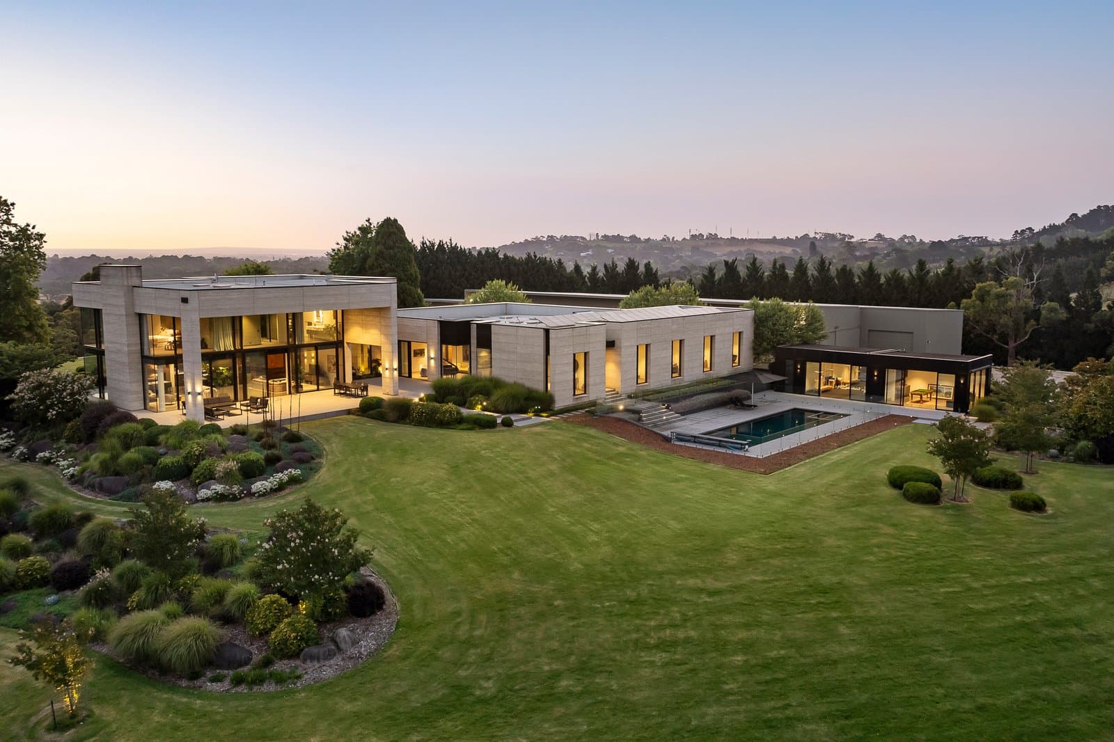 3 Hilden Drive, Harkaway - Image 1
