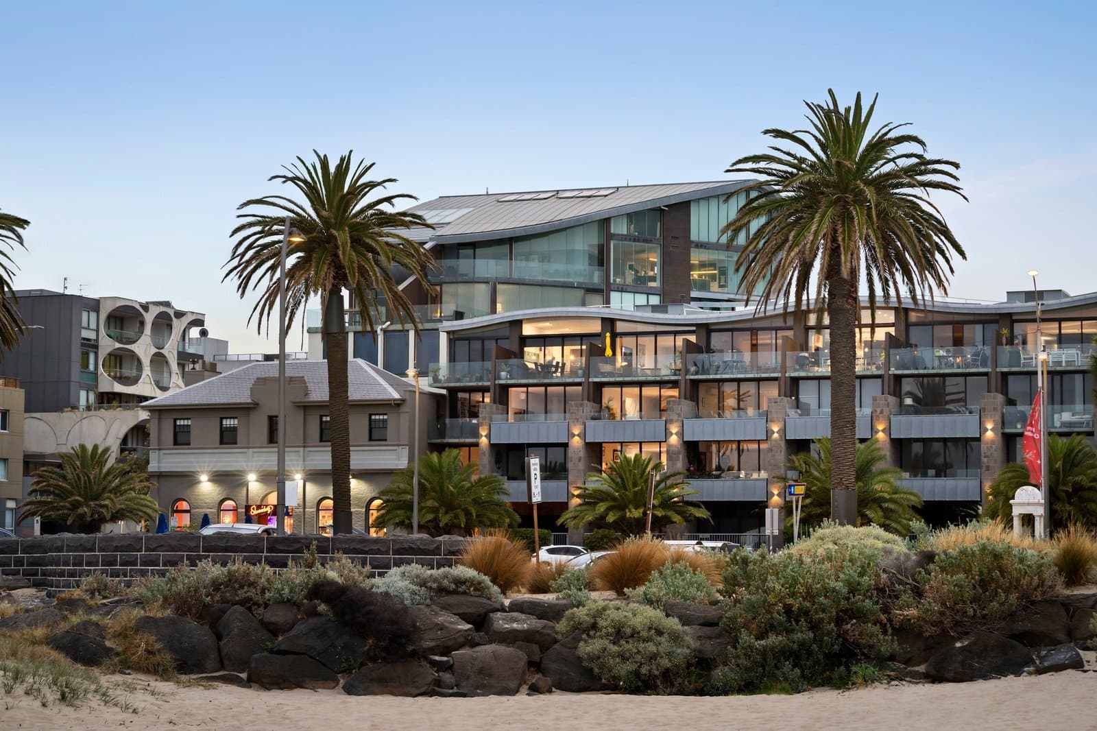 407/49 Beach Street, Port Melbourne - Image 1