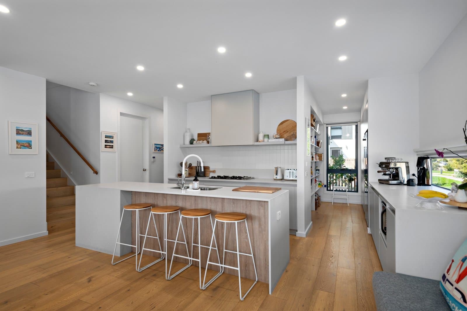 4 Whistler Mews, Safety Beach - Image 1