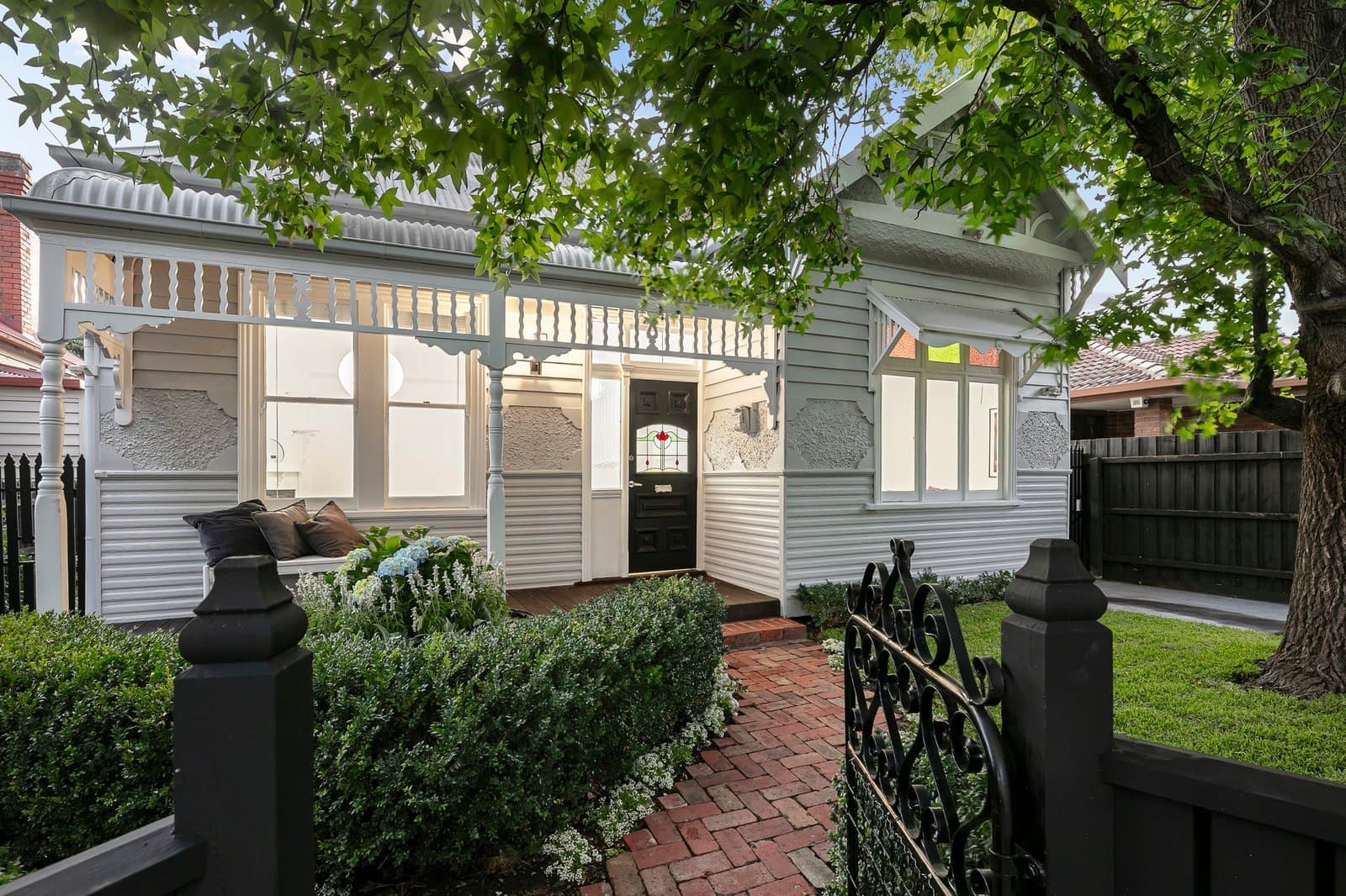 11 Leamington Crescent, Caulfield East - Image 1