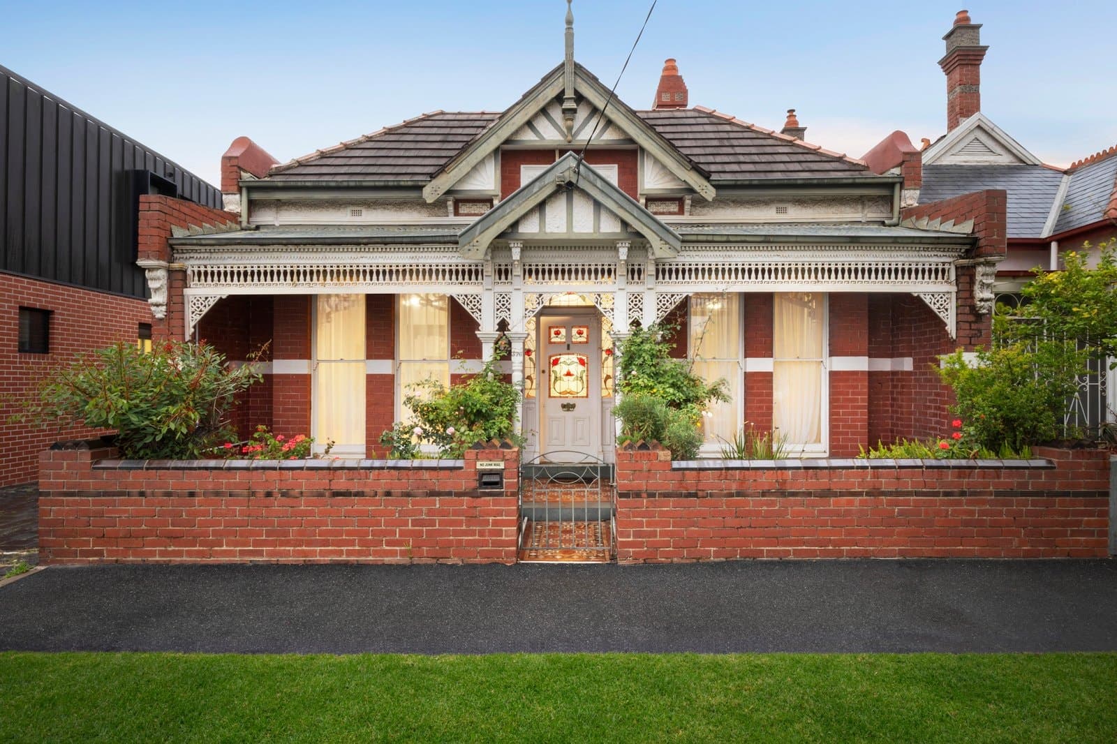 376 Danks Street, Middle Park - Image 1