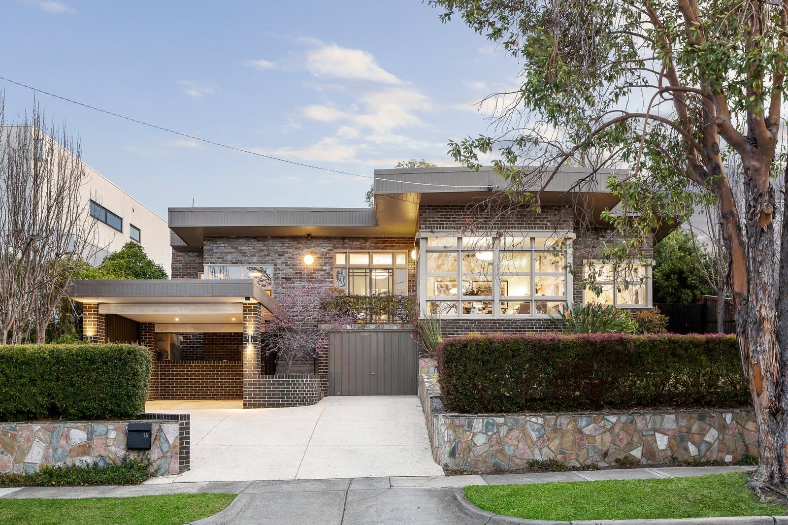 16 Cumberland Avenue, Balwyn North - Image 1