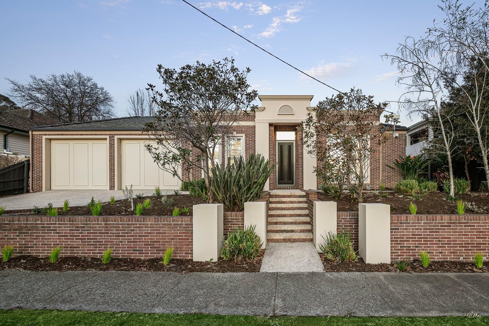 19 Howie Street, Glen Iris - Image 1