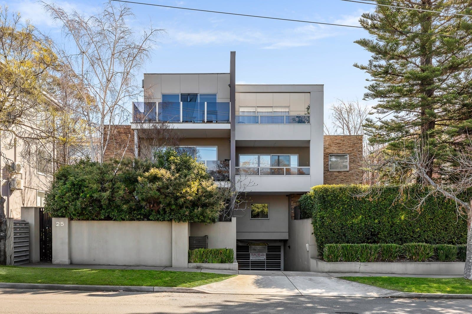 10/25 Kooyong Road, Armadale - Image 1