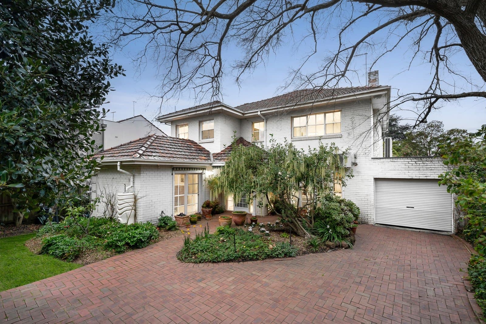 23 Findon Crescent, Kew - Image 1