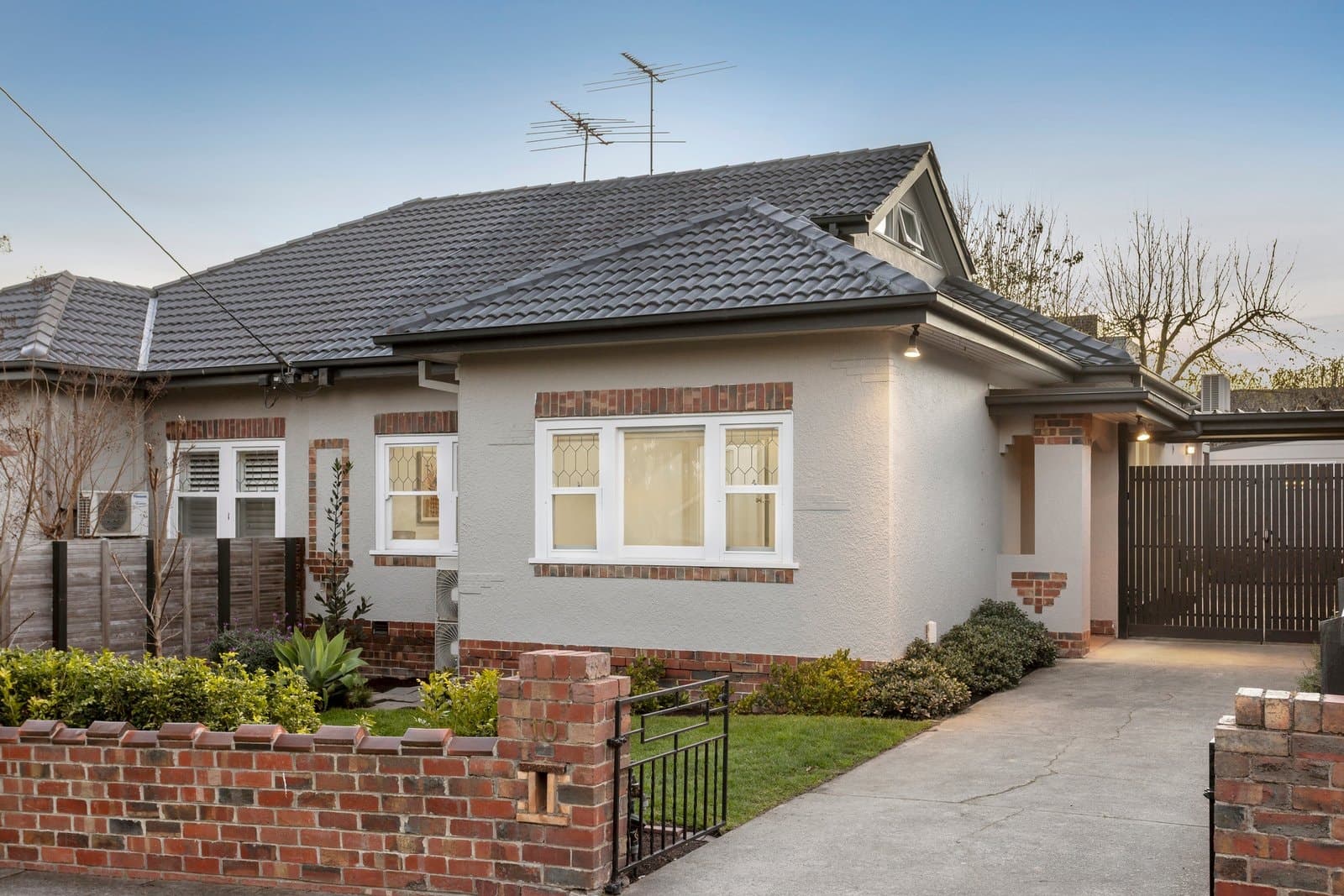 10 Clifton Grove, Hawthorn East - Image 1
