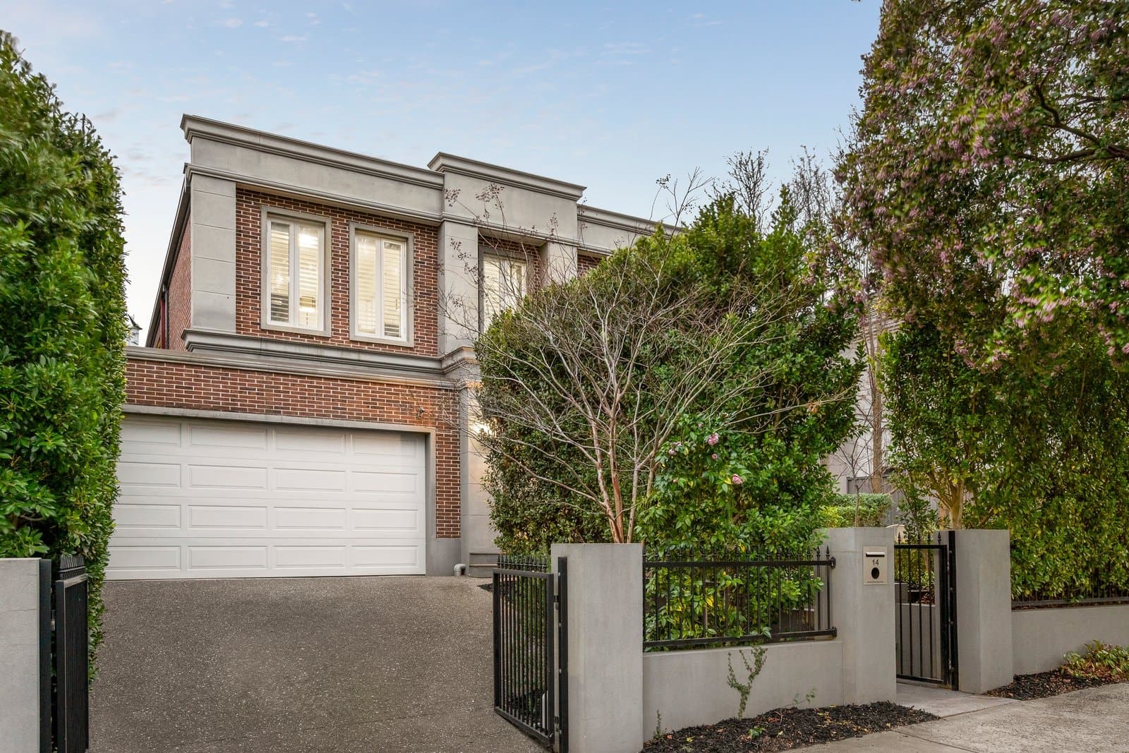 14 Samarinda Avenue, Ashburton - Image 1