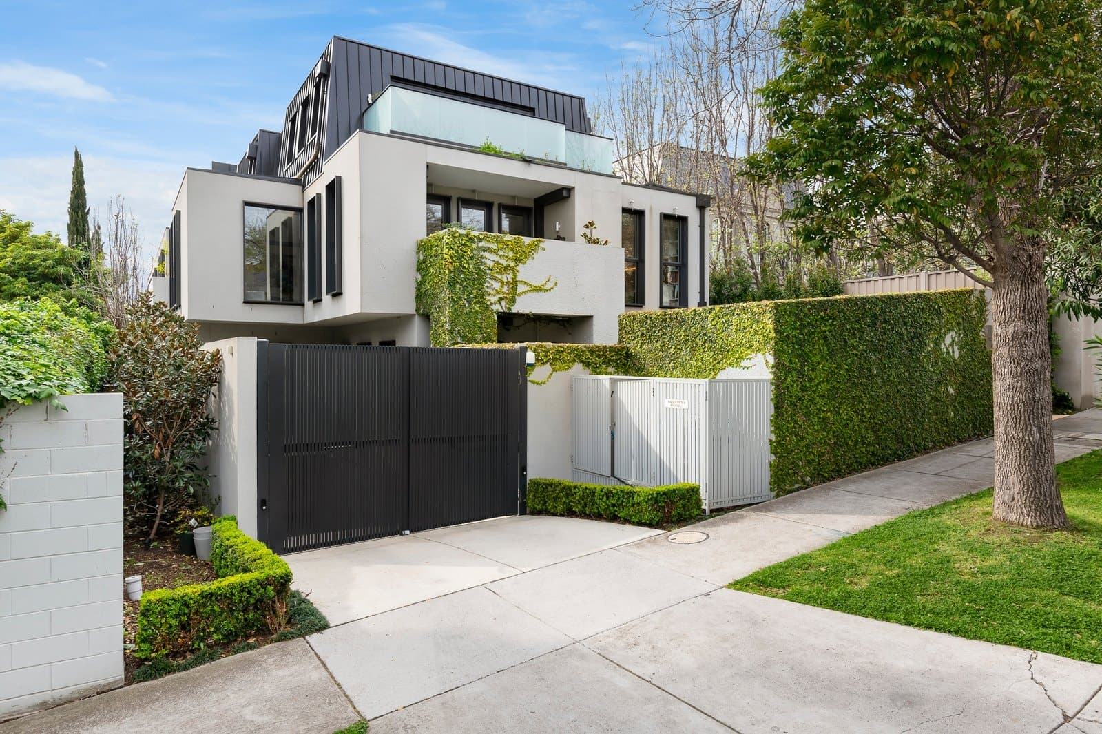 6/60a Heyington Place, Toorak - Image 1