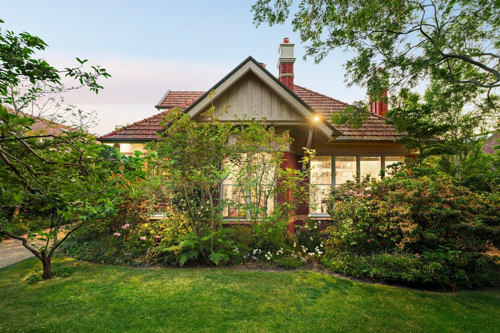 7 Fellows Street, Kew - Image 1