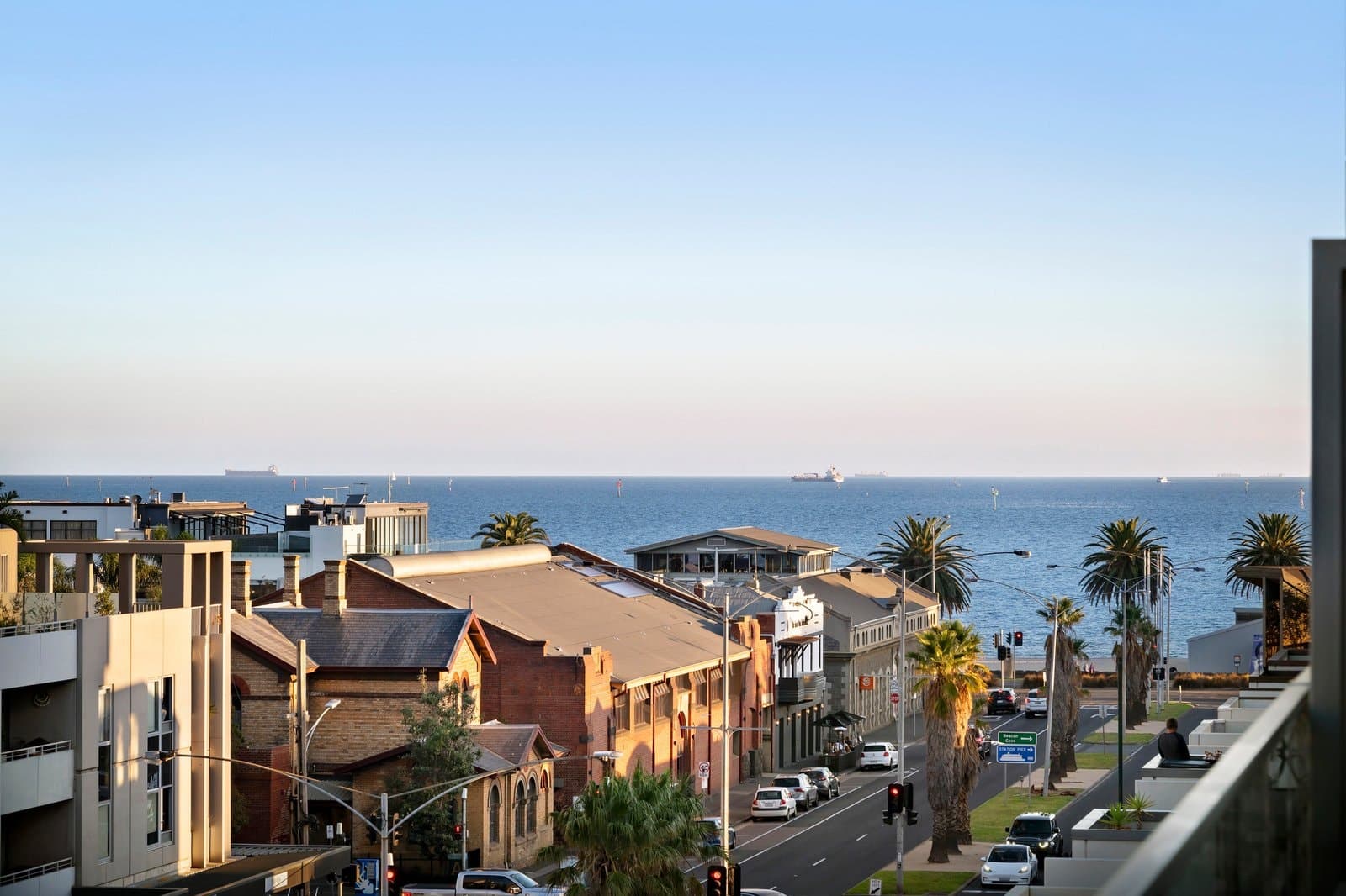 511/101 Bay Street, Port Melbourne - Image 1