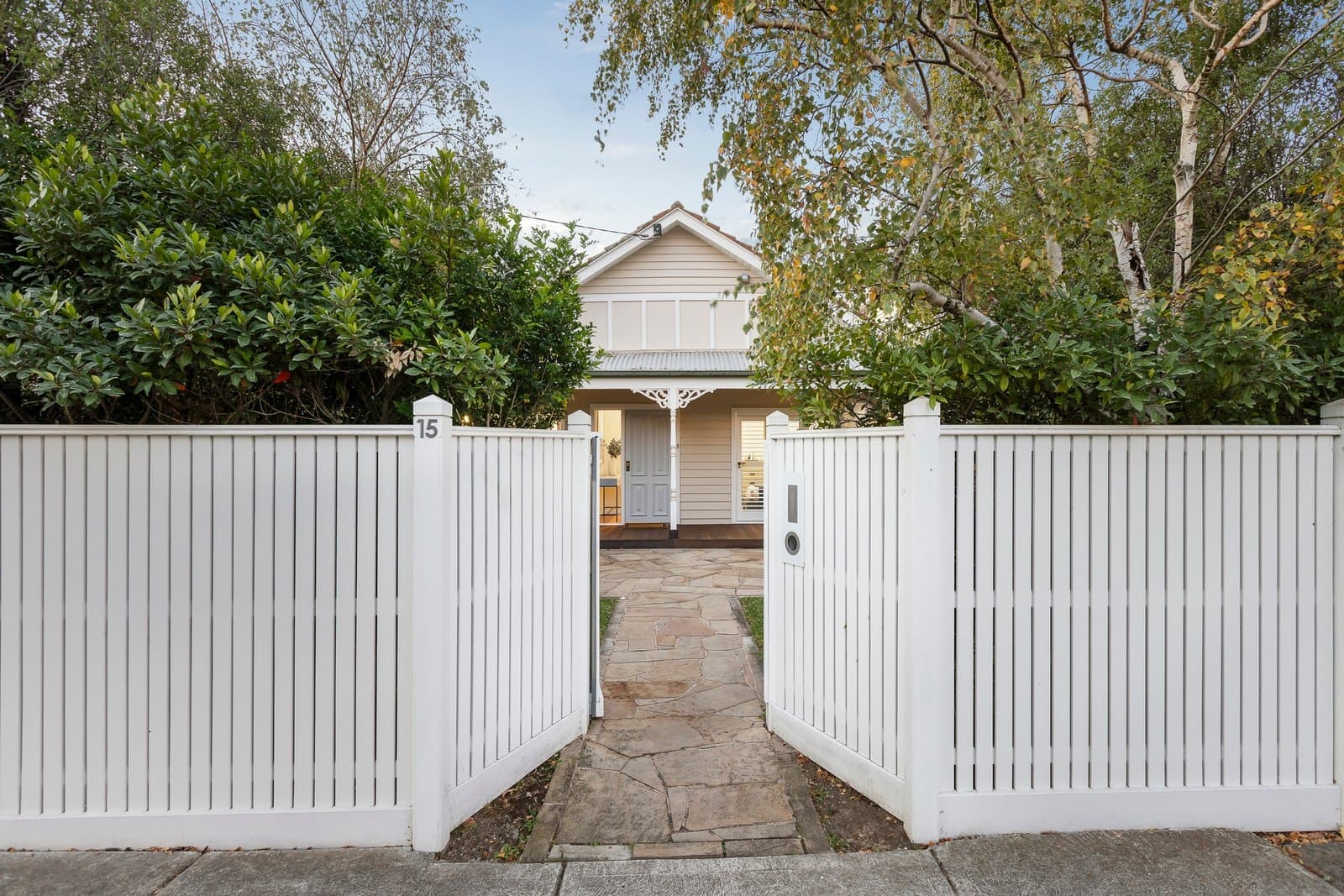 15 Exhibition Street, McKinnon - Image 1