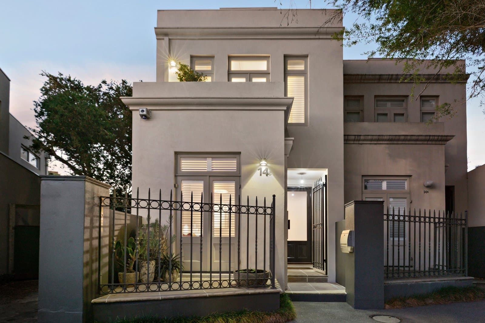 14B Kerferd Place, Albert Park - Image 1