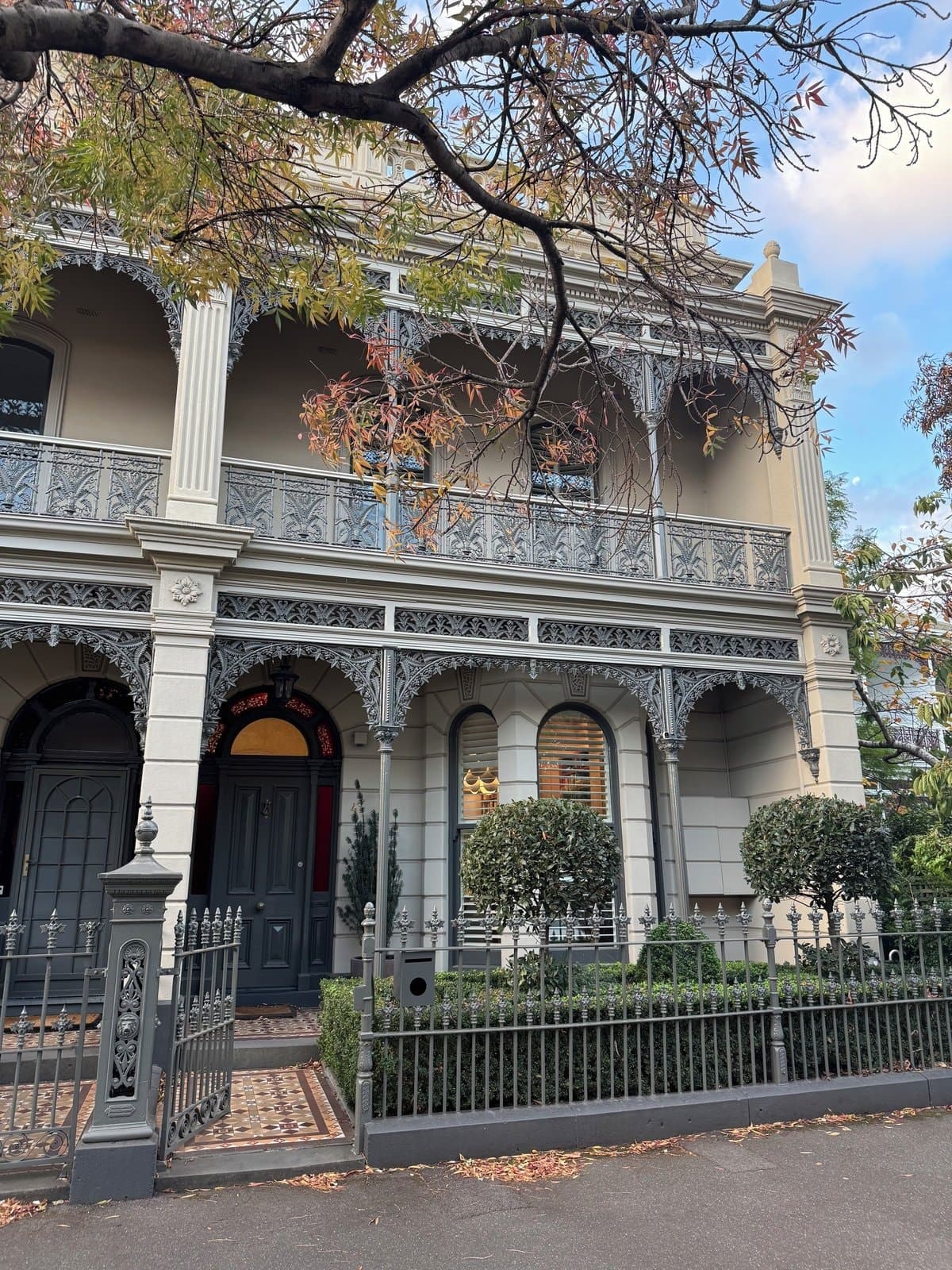41 Cardigan Place, Albert Park - Image 1