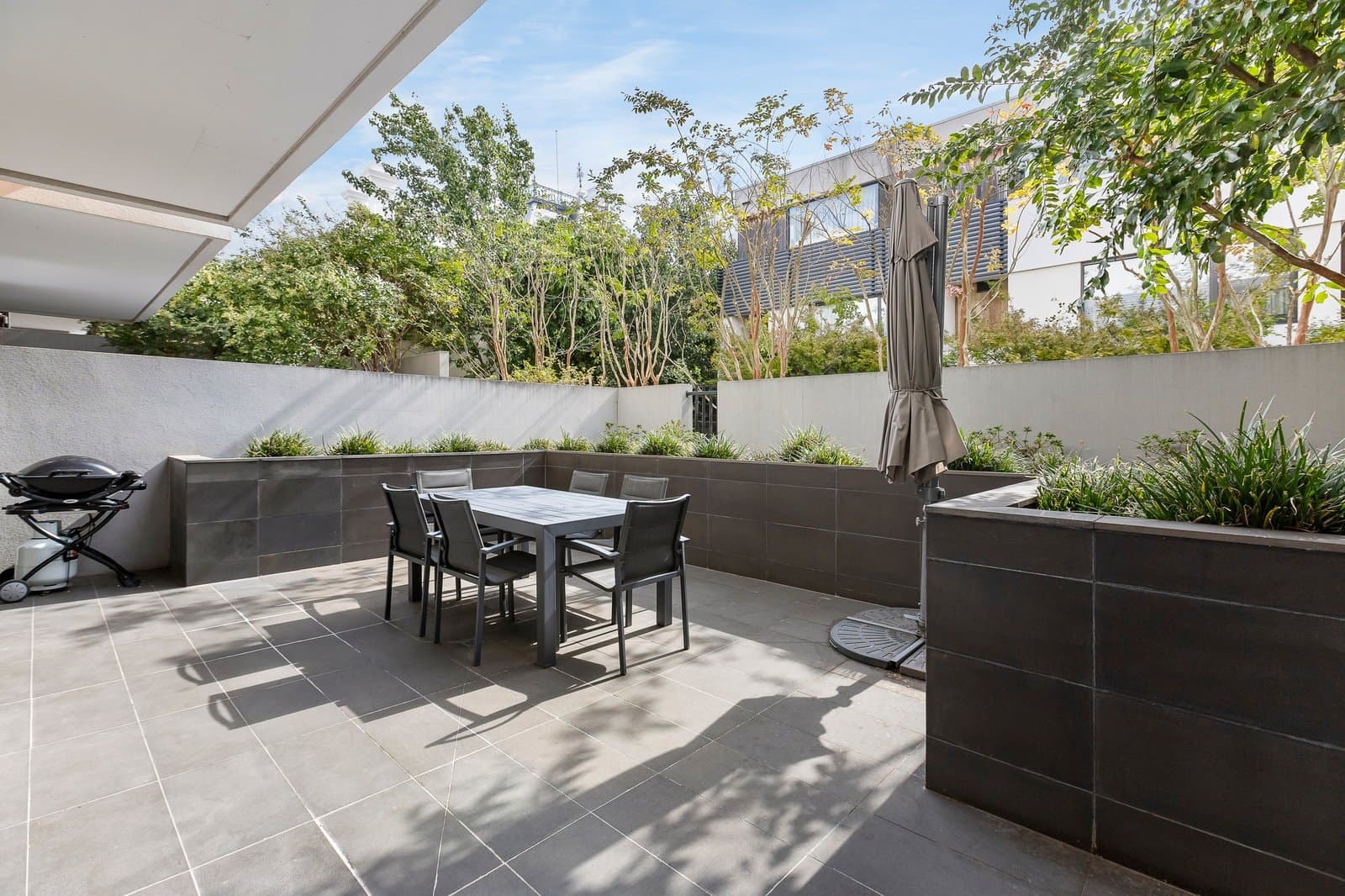 4/1 Norfolk Place, Malvern - Image 1