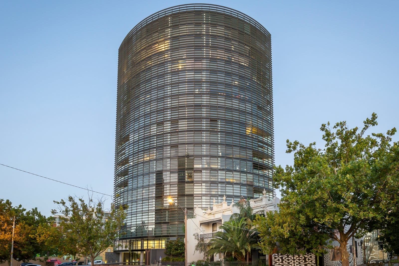 9A/635 St Kilda Road, Melbourne - Image 1