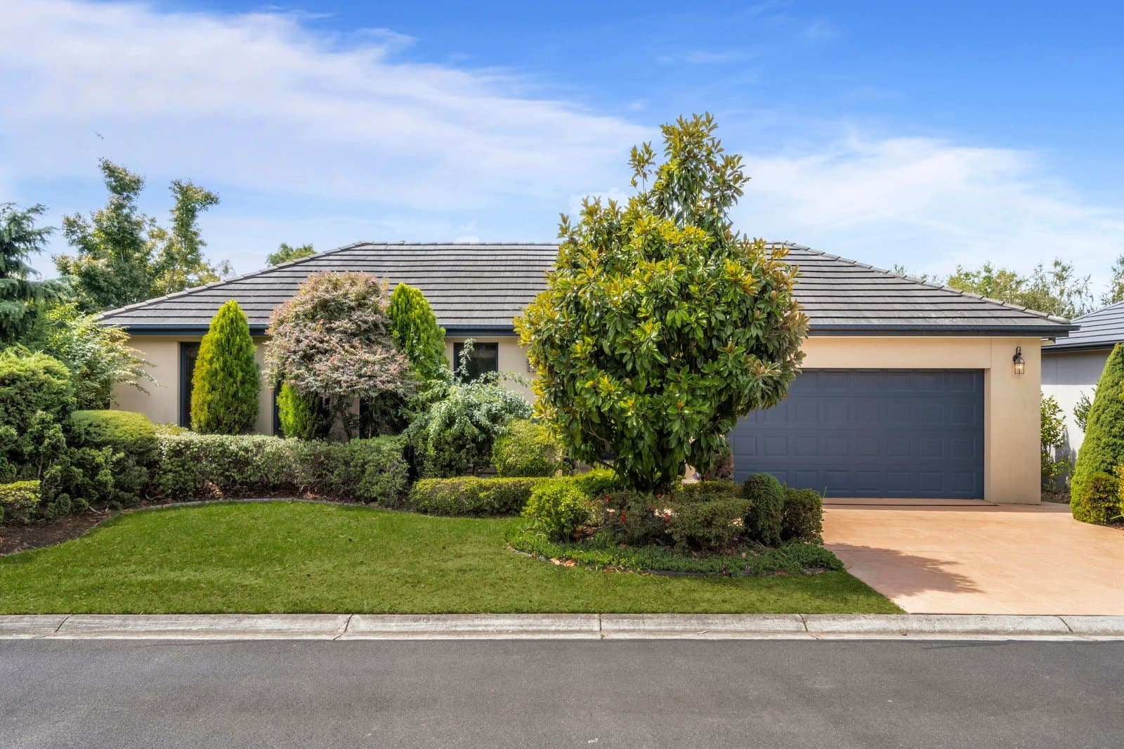 43 St John Circle, Chirnside Park - Image 1