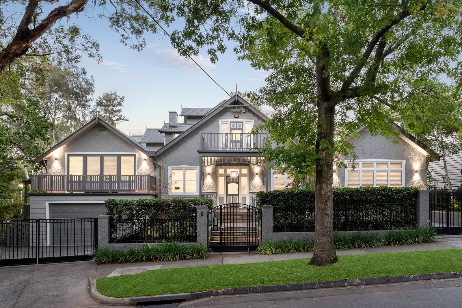 5 Winson Green Road, Canterbury - Image 1