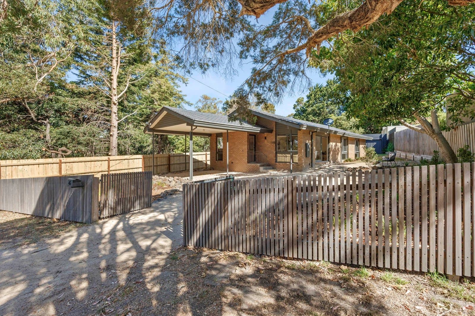 4 Ti Tree Lane, Mount Eliza - Image 1