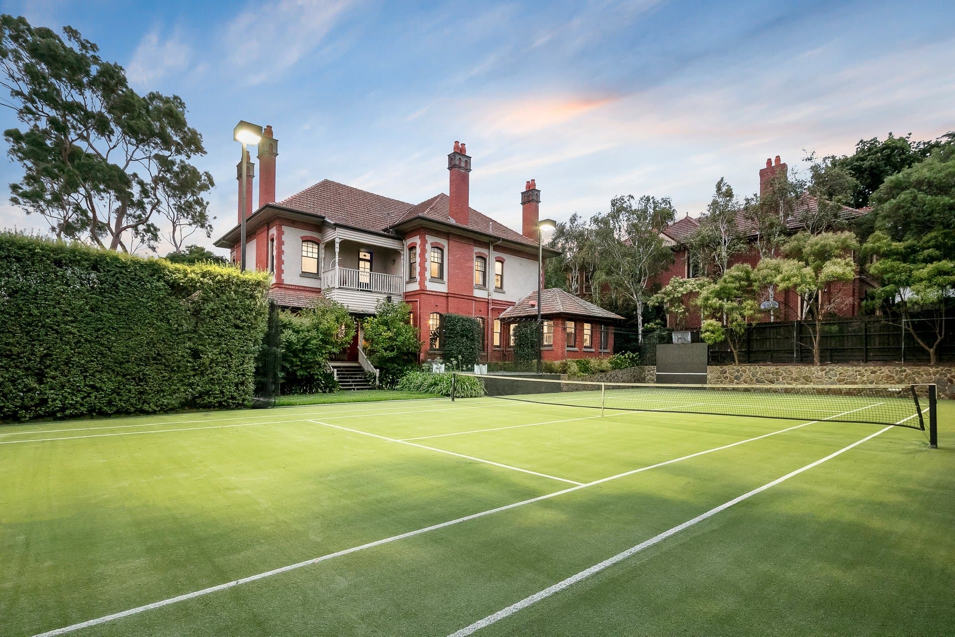 8-10 Howard Street, Kew - Image 1