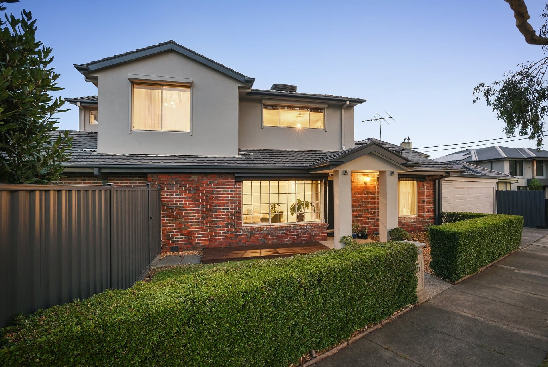 8 Hibiscus Avenue, Cheltenham - Image 1