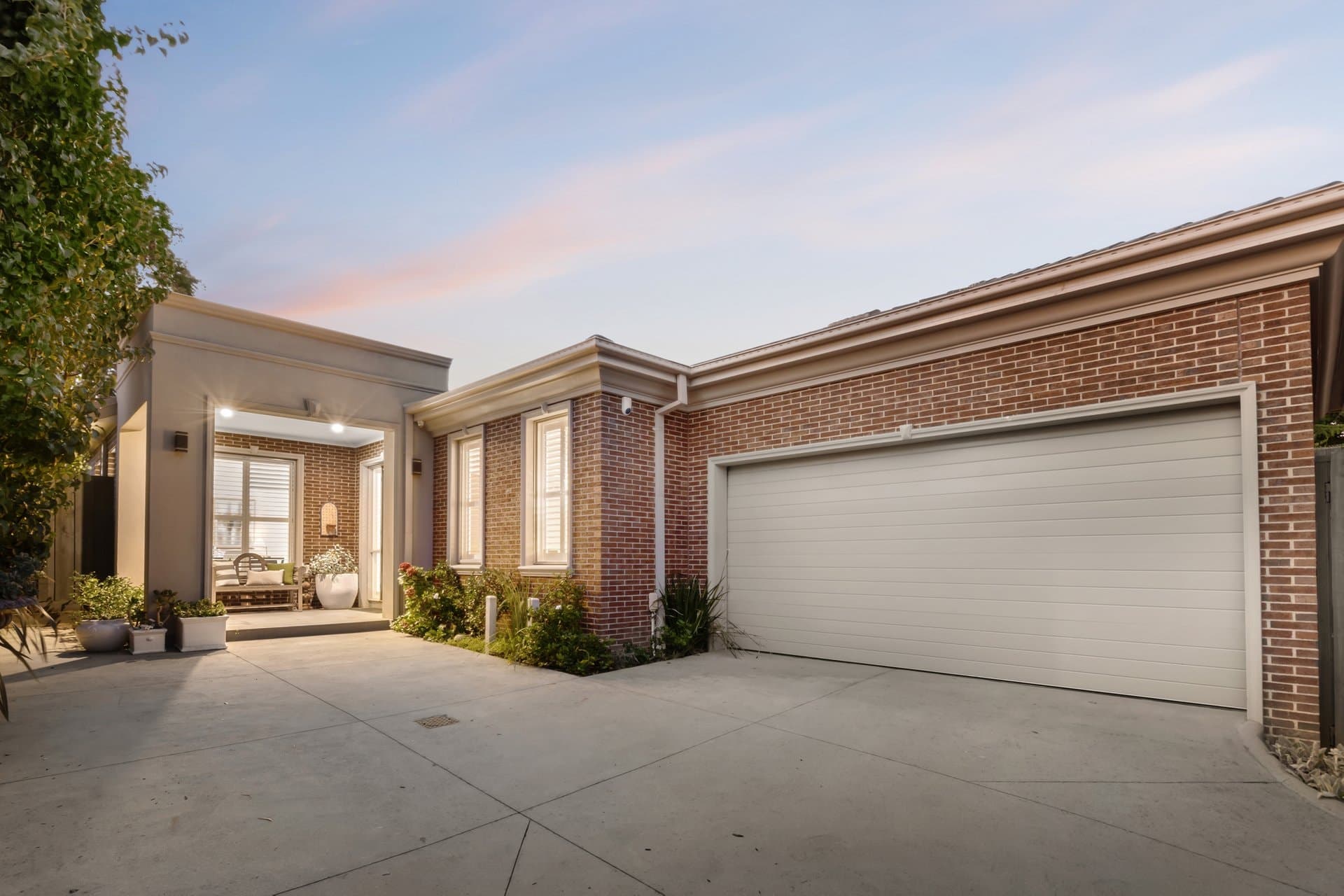 2/22 Frank Street, Box Hill South - Image 1
