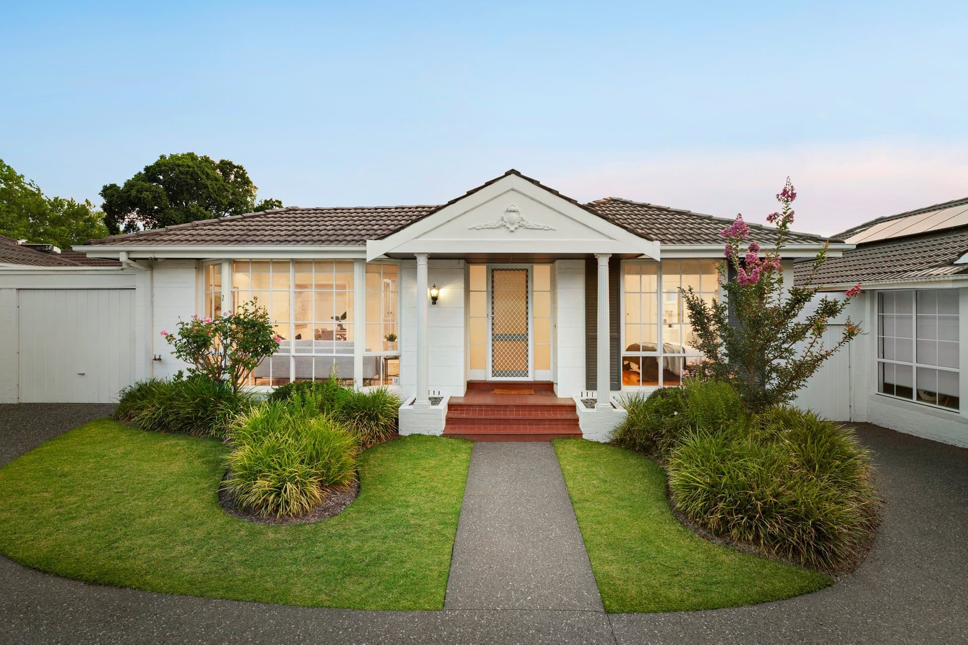 2/22 Russell Street, Camberwell - Image 1