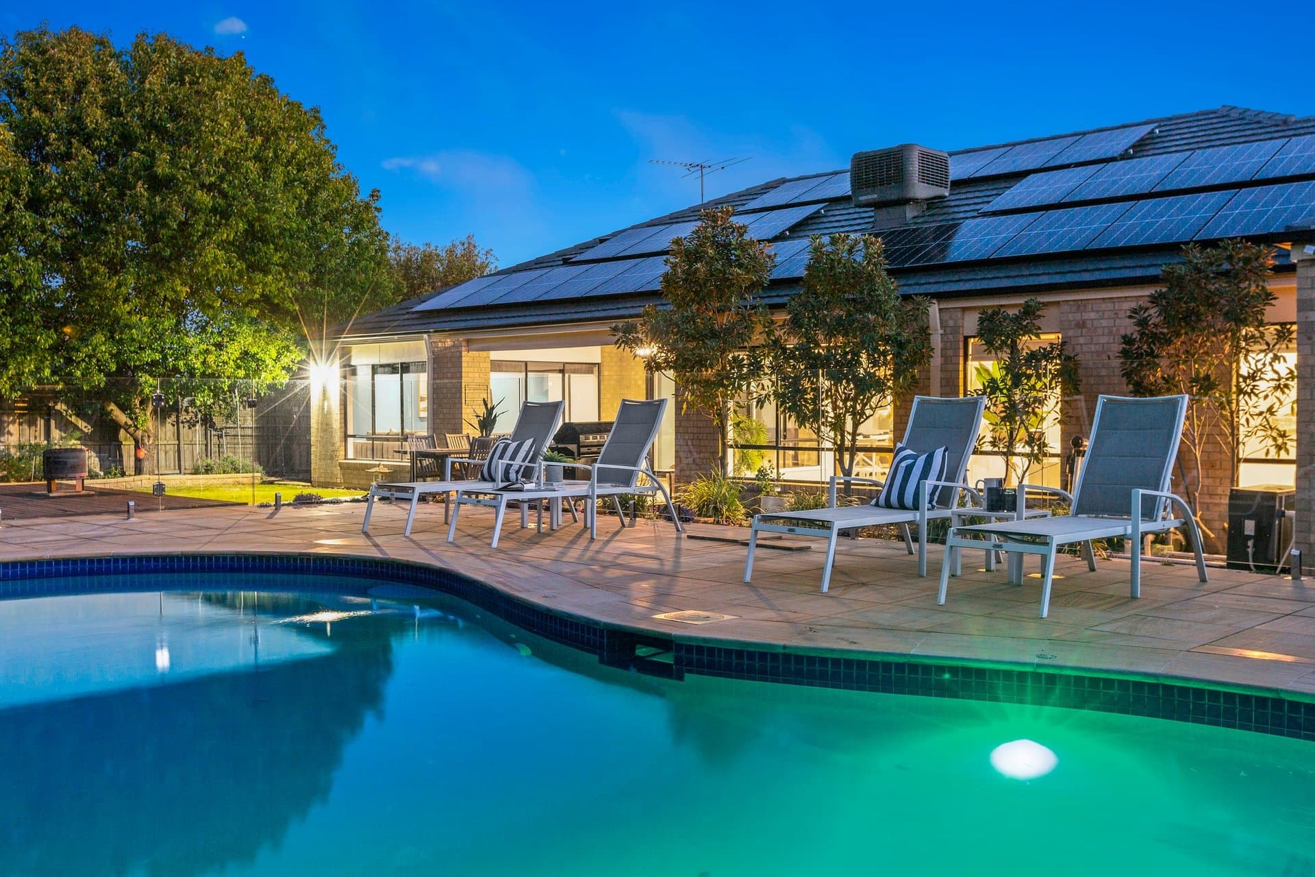 7 Park Avenue, Mornington - Image 1