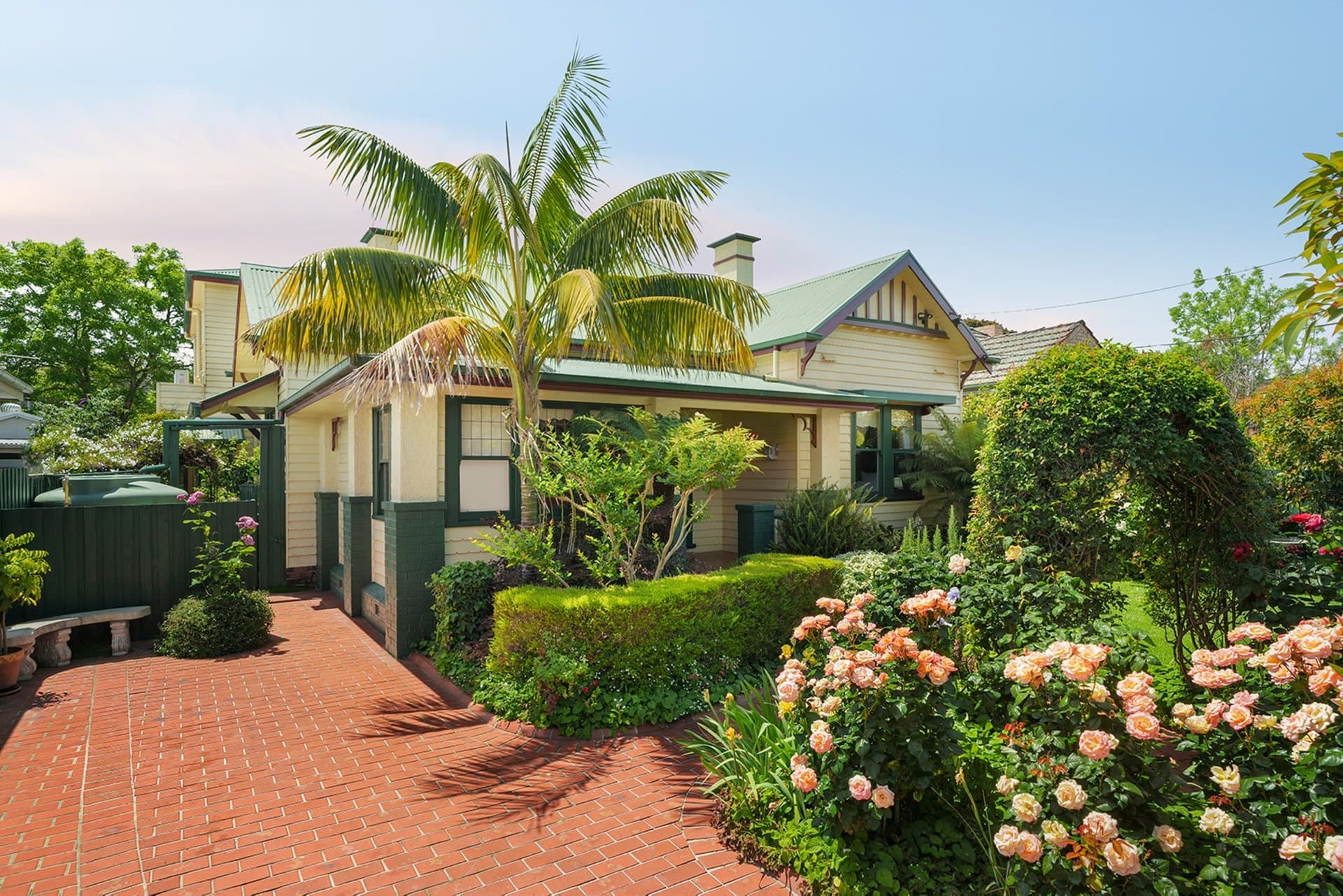 28 Carrington Grove, St Kilda East - Image 1