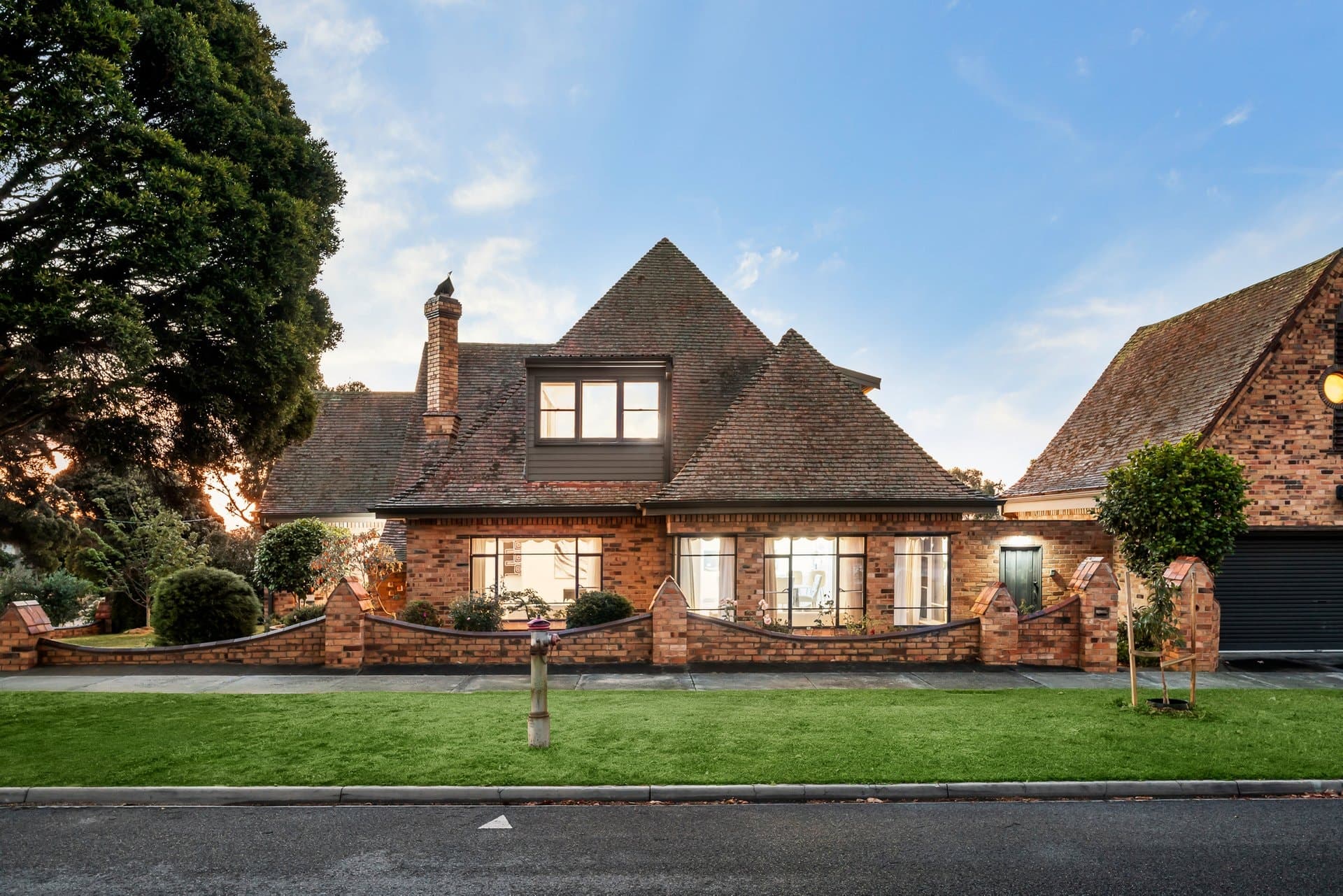 25 Burroughs Road, Balwyn - Image 1