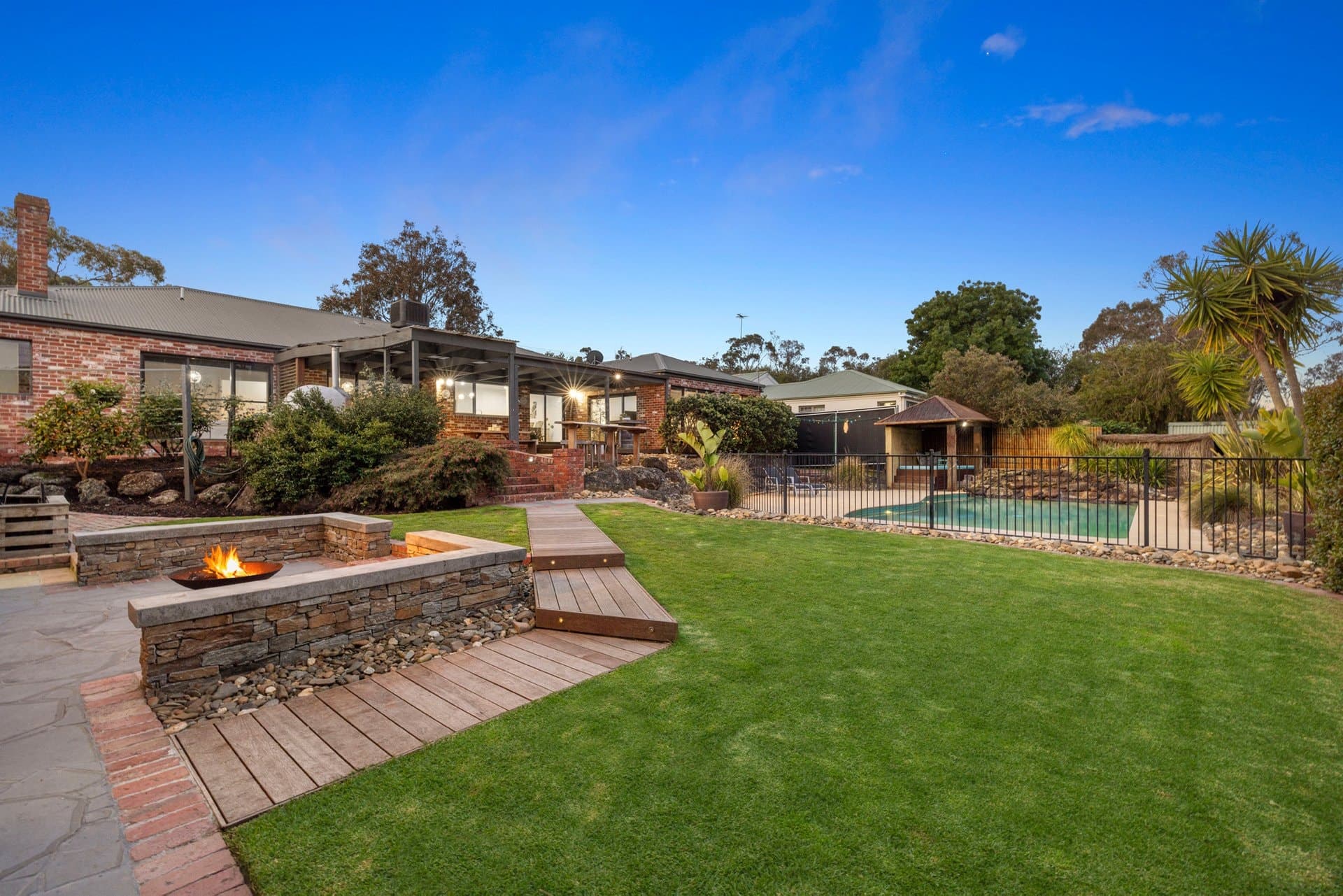 22-24 Claremont Street, Mount Eliza - Image 1