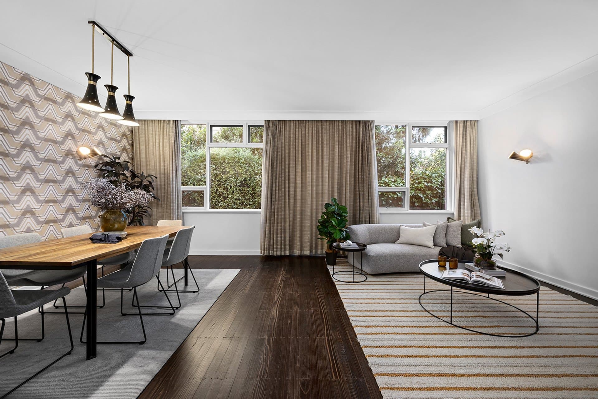 1/1 Manor Grove, Caulfield North - Image 1