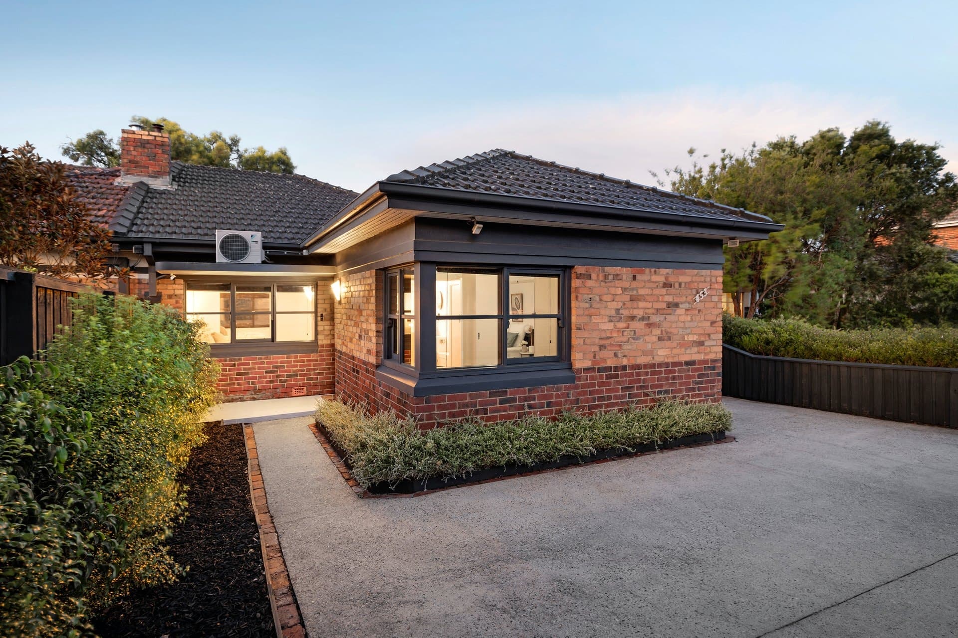 453 Waverley Road, Malvern East - Image 1