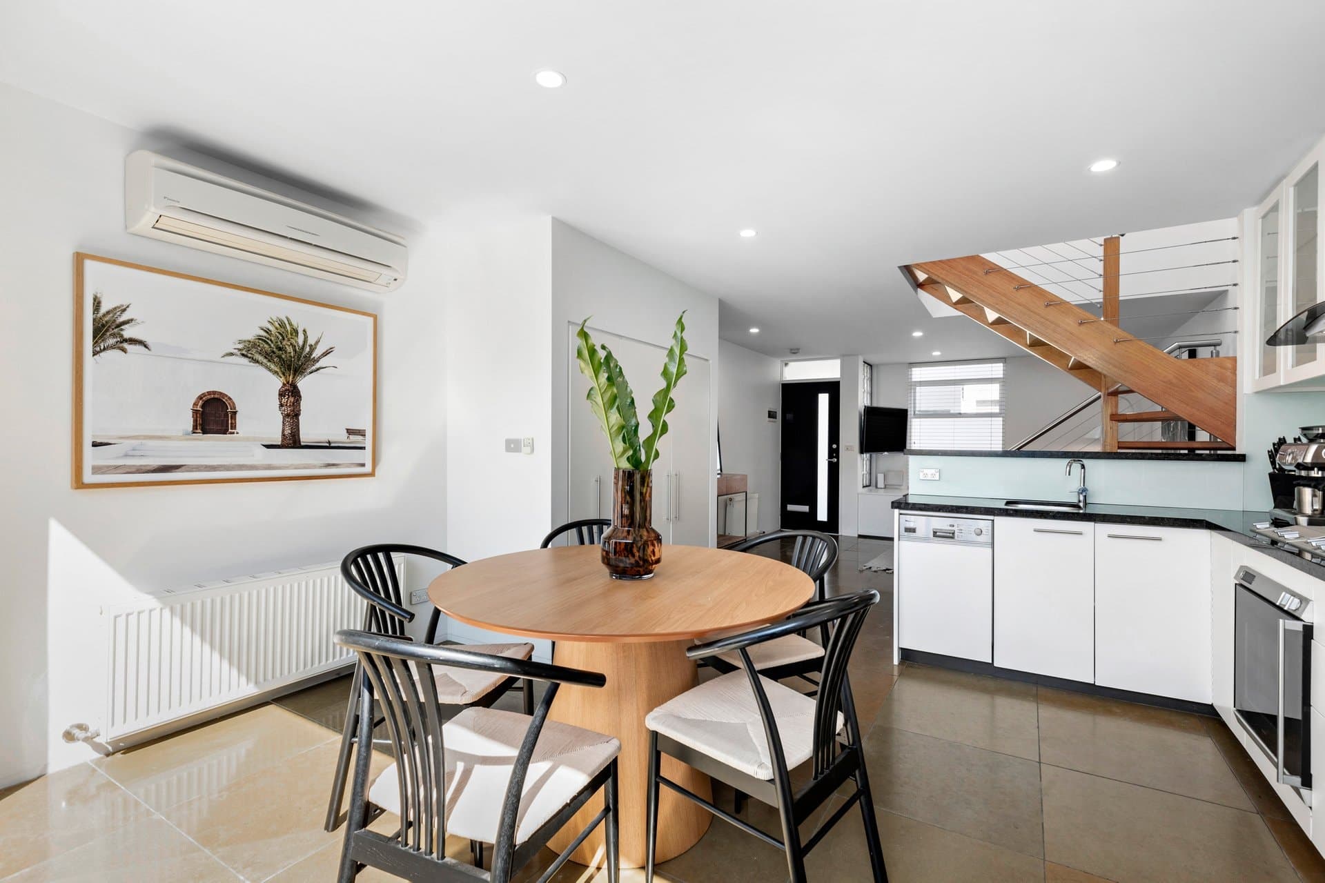 6 Little Finlay Street, Albert Park - Image 1
