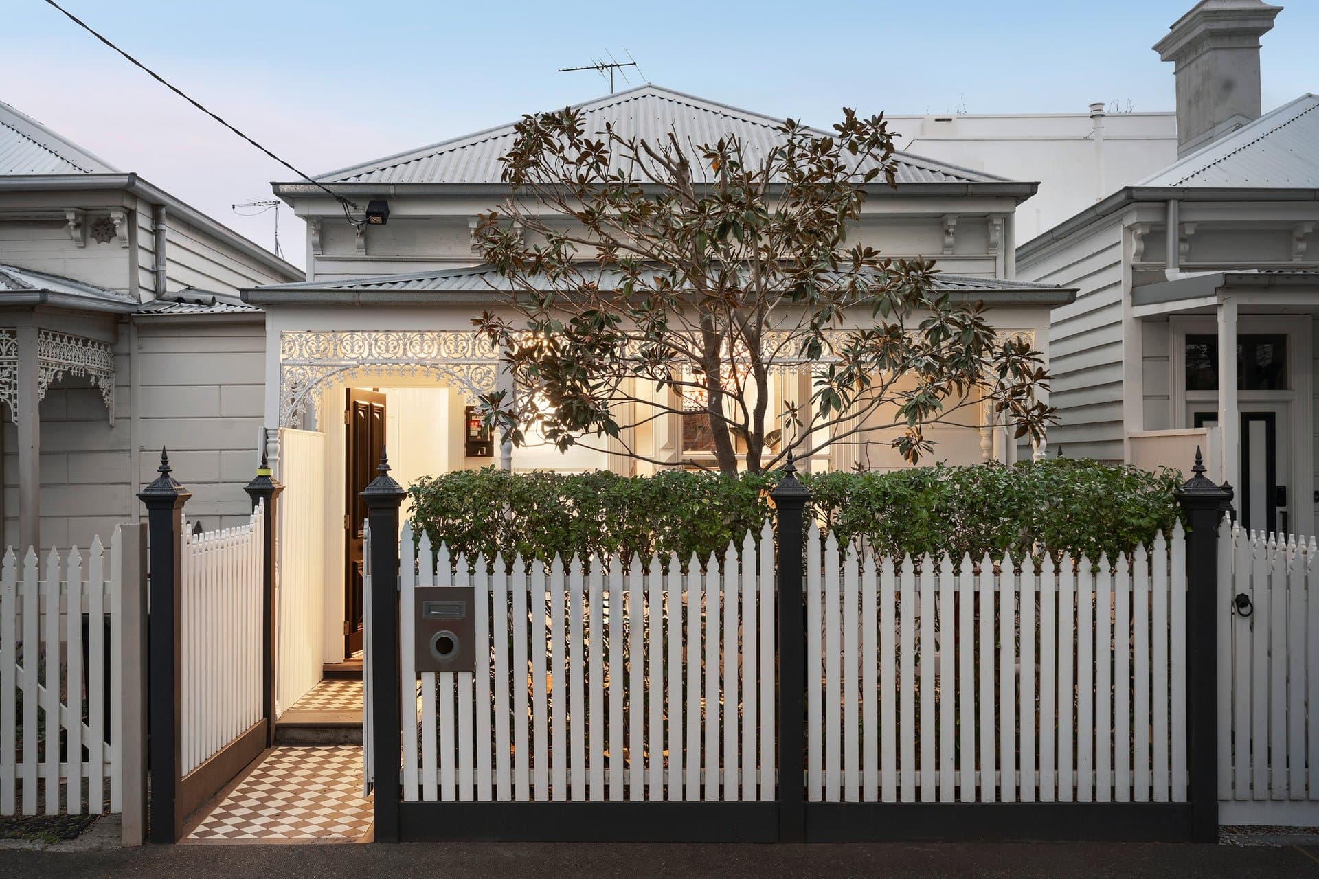 25 O'Grady Street, Albert Park - Image 1