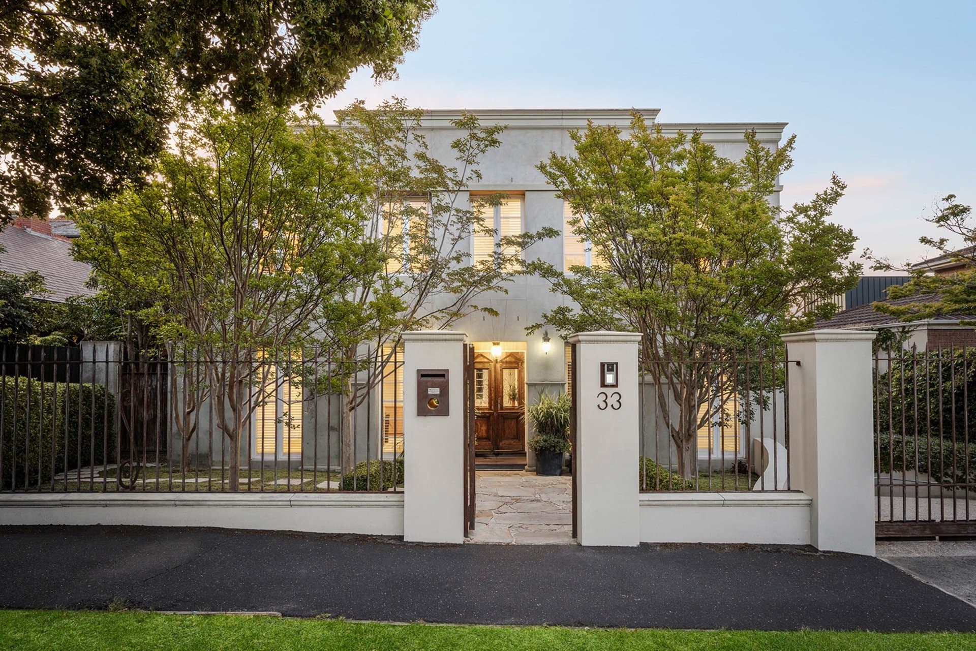 33 Drake Street, Brighton - Image 1