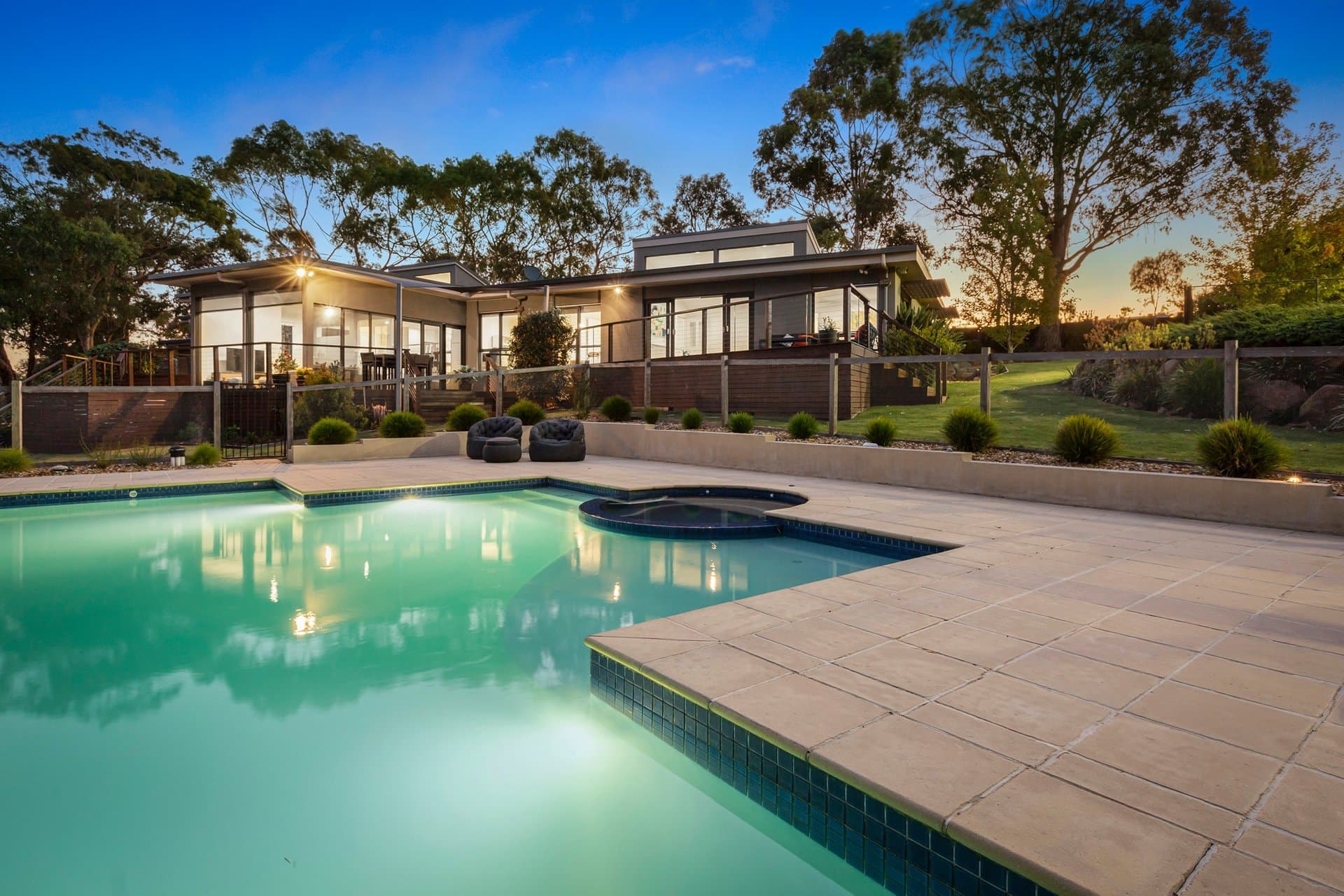166 Roberts Road, Mornington - Image 1
