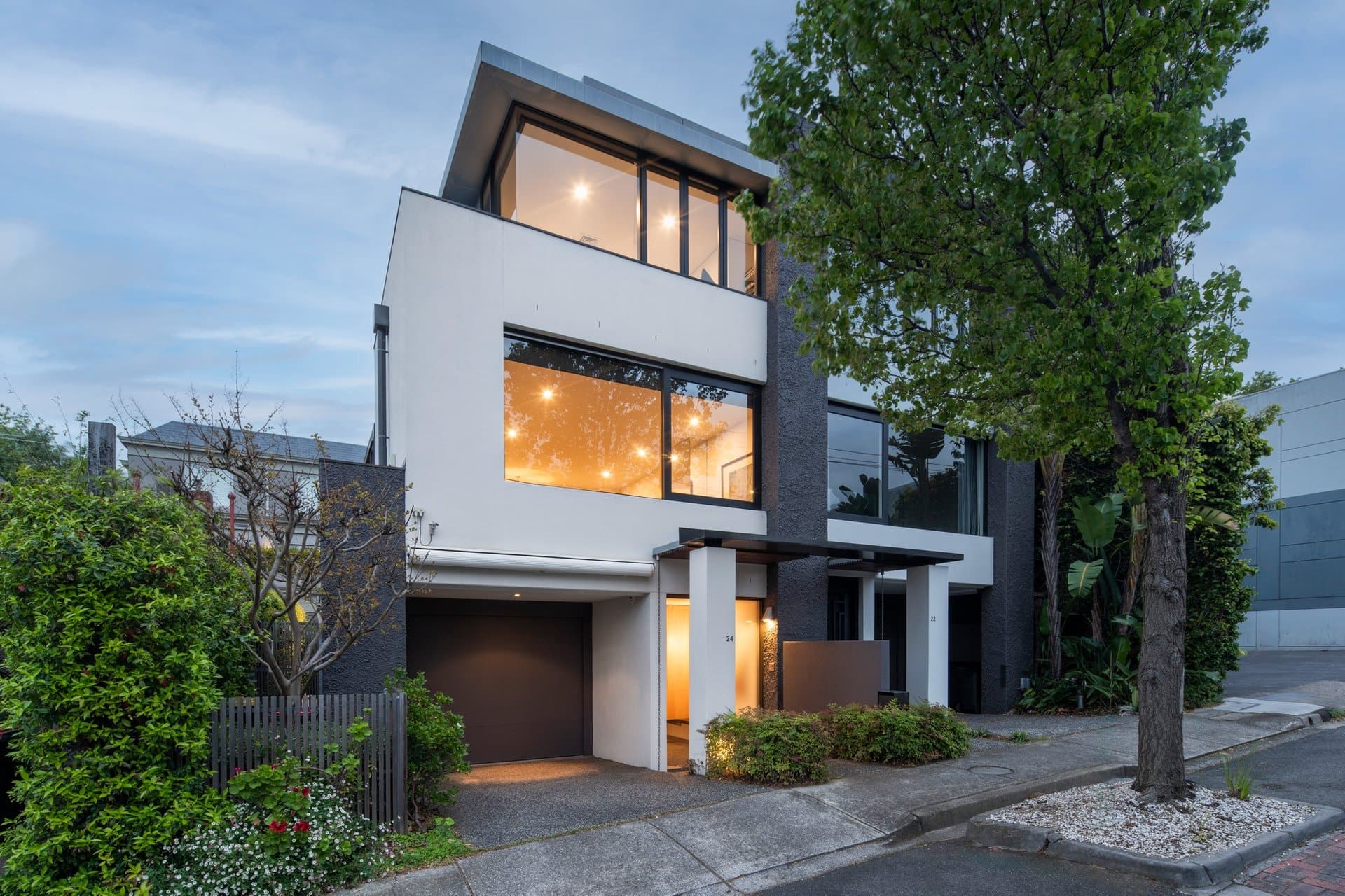 24 Carters Avenue, Toorak - Image 1