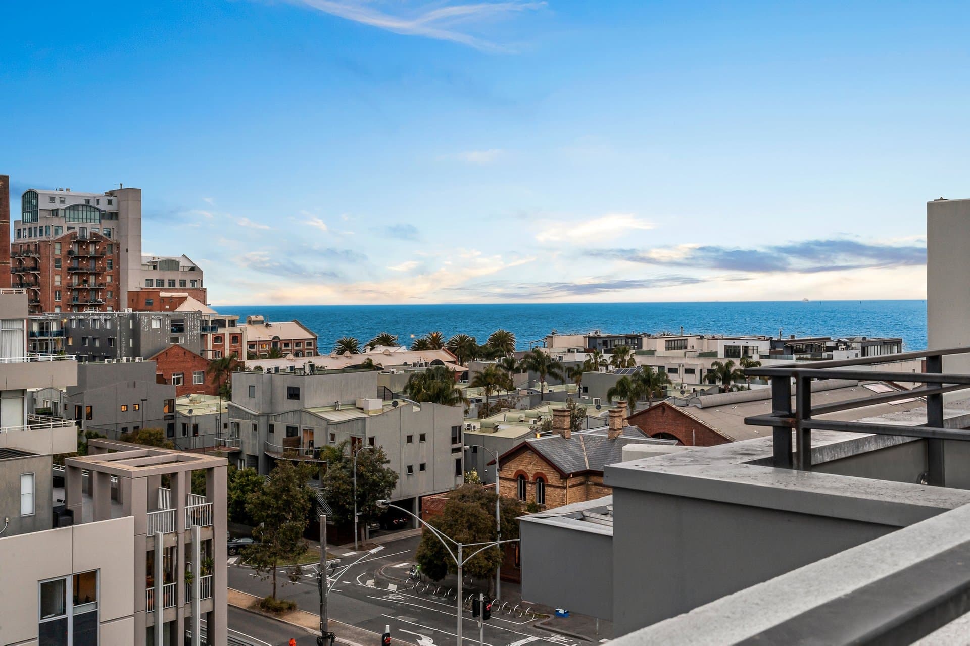 709/55 Bay Street, Port Melbourne - Image 1