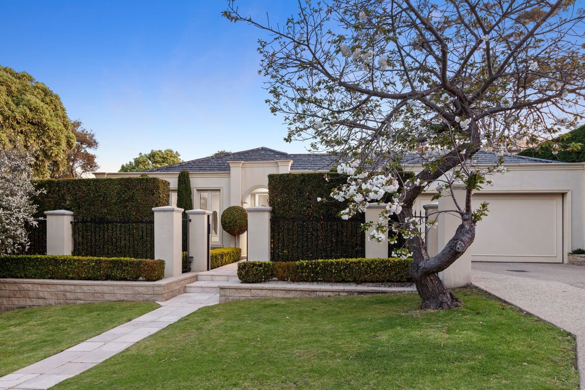 7 Archer Close, Mount Eliza - Image 1