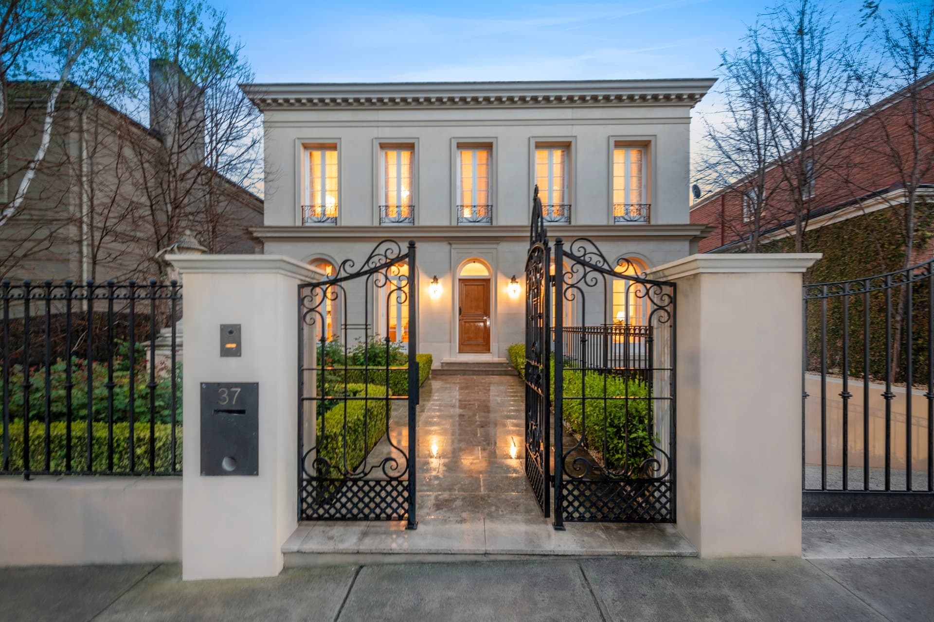 37 Elizabeth Street, Malvern - Image 1