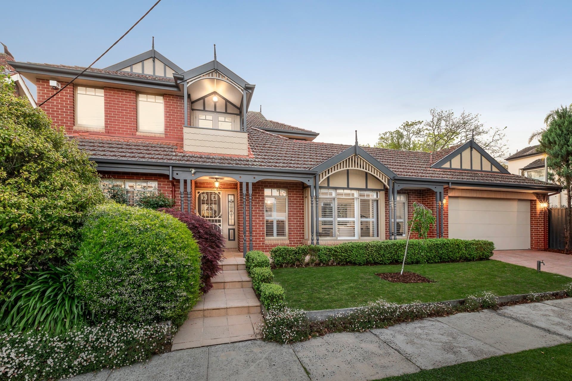 25 Laing Street, Mont Albert - Image 1