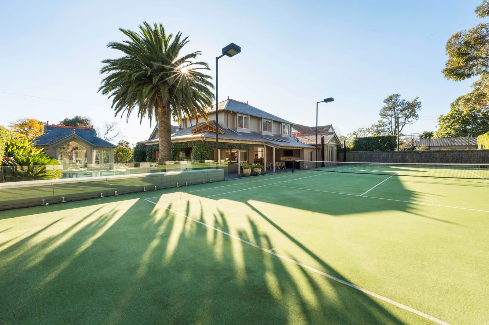18 Asling Street, Brighton - Image 1