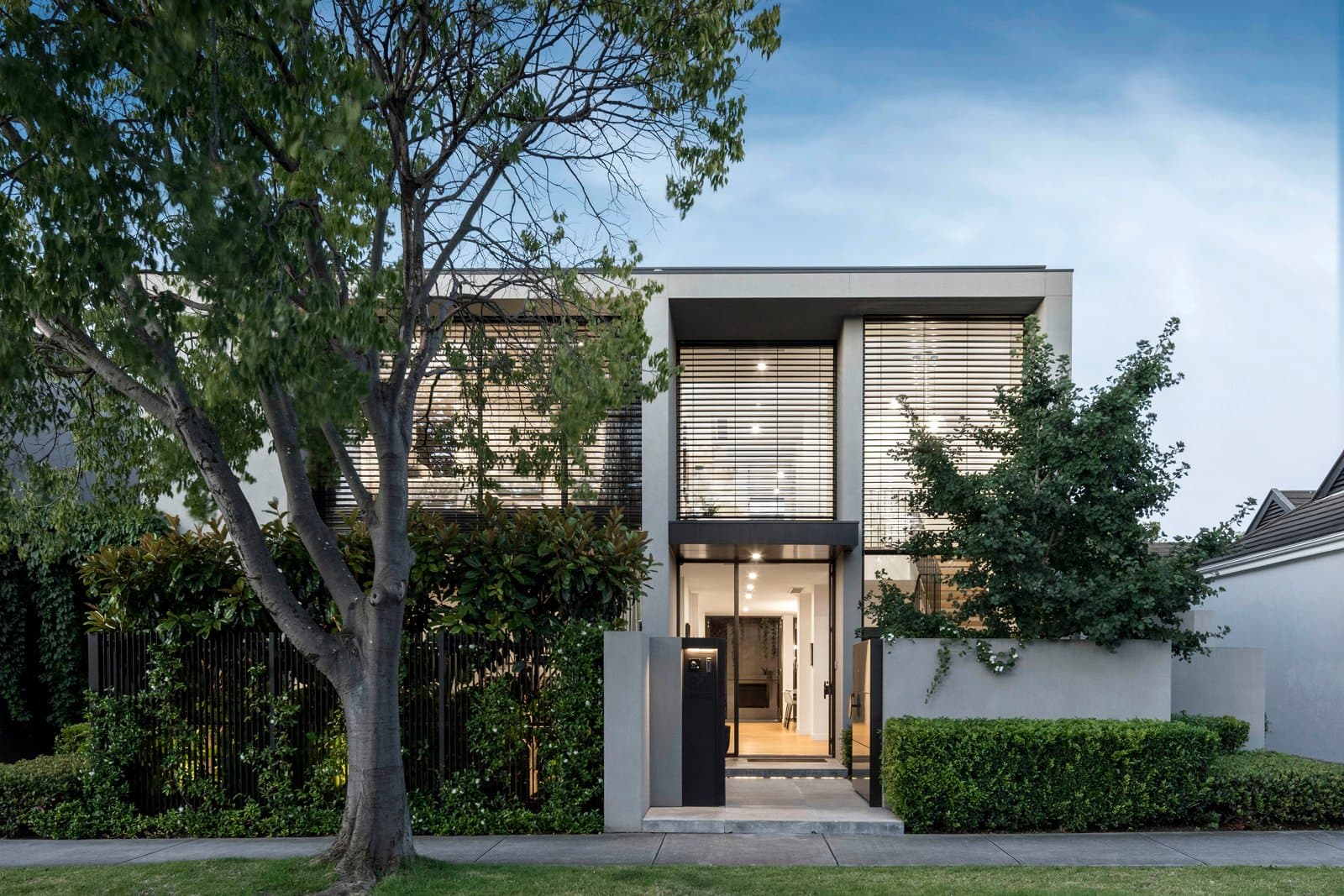 8A Mercer Road, Armadale - Image 1