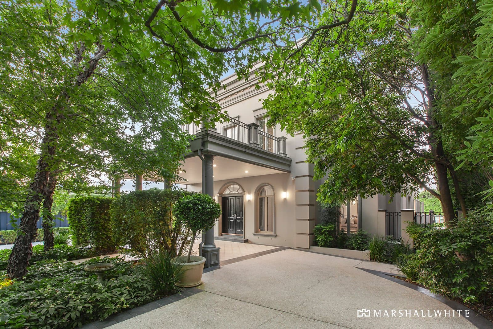 13 Park Street, Brighton - Image 1