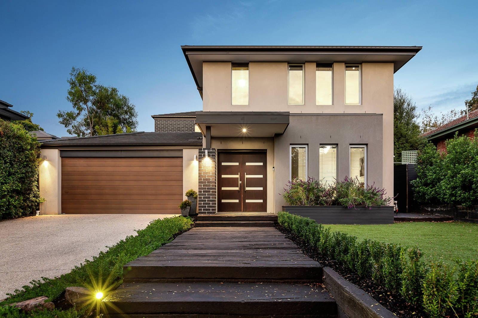 8 Sutton Parade, Mont Albert North - Image 1