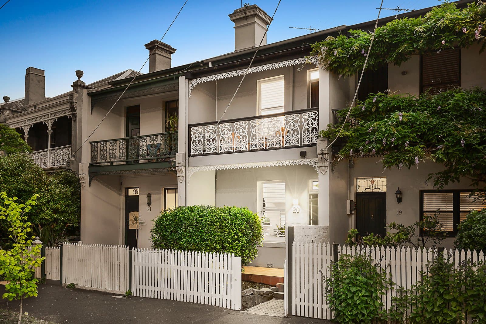 20 Howe Crescent, South Melbourne - Image 1